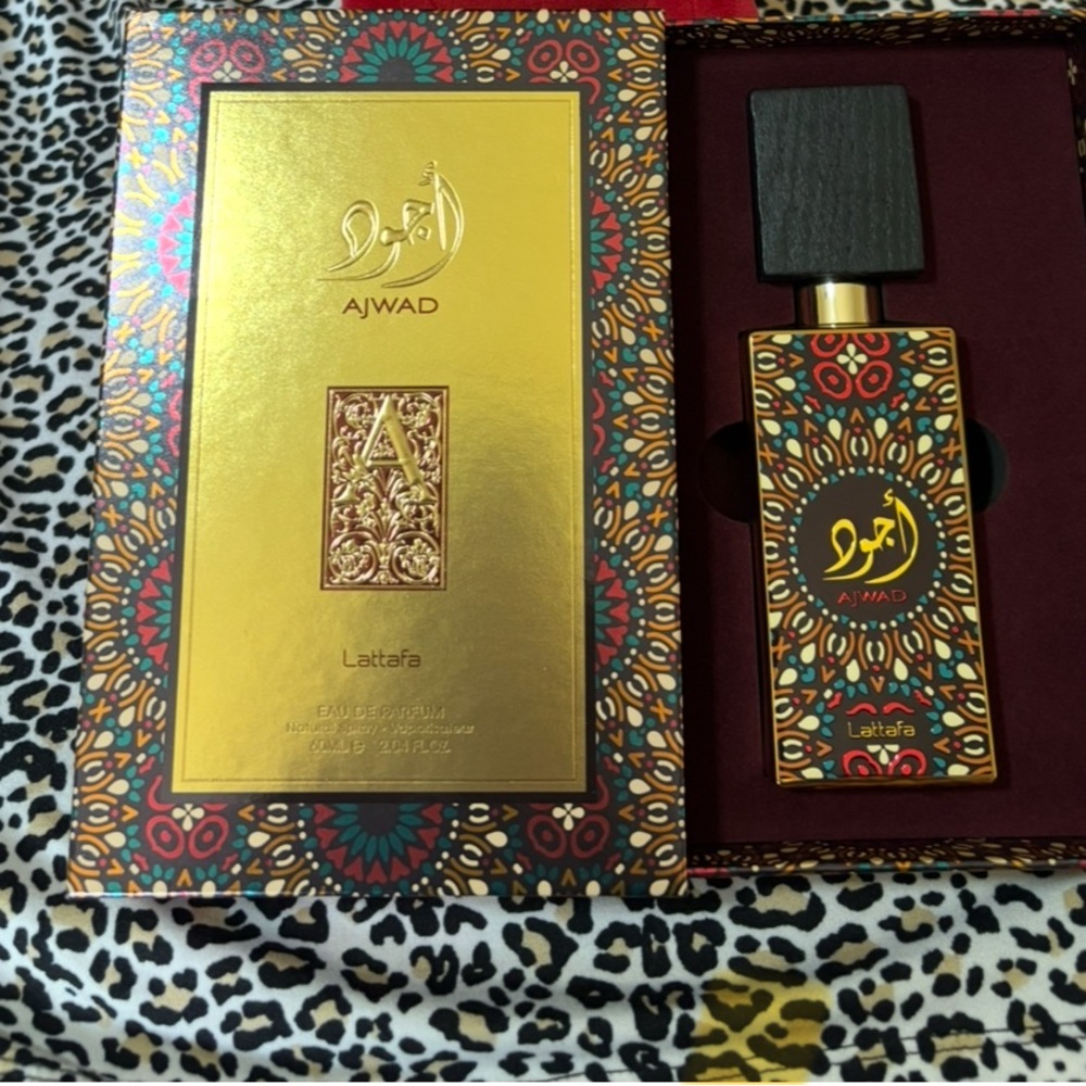 Lattafa Ajwad Eau De Parfum Spray for Unisex, 2.0 Ounce